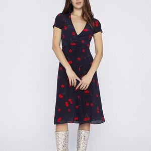 Réalisation Teale Dress in Wild Cherry